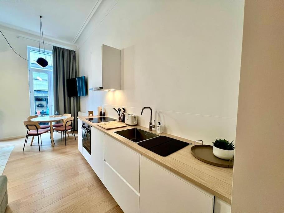 L'escapade Chic - Cathedrale, Saint Lambert Apartamento Lieja